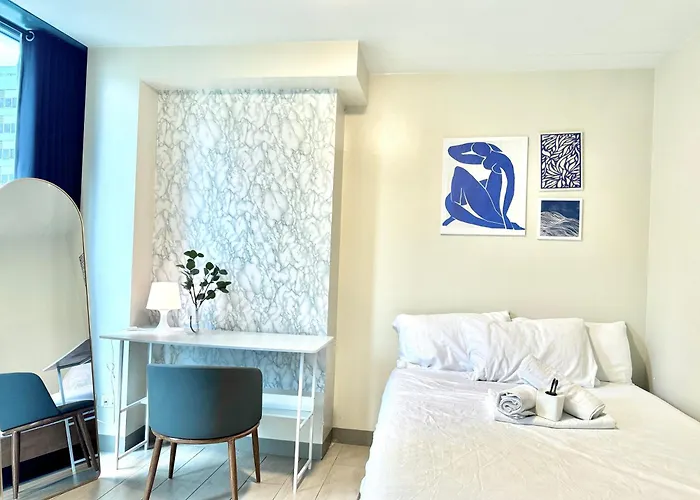 Cozi 1br Grand Hyatt Bgc Wifi Pool Apartment *