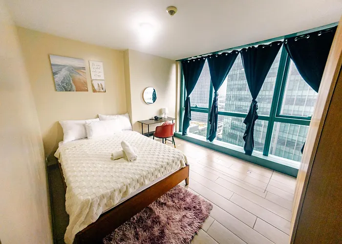 Cozi 1br Grand Hyatt Bgc Wifi Pool Apartment *