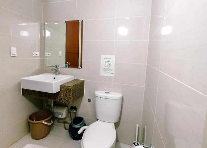 Cozi 1br Grand Hyatt Bgc Wifi Pool *