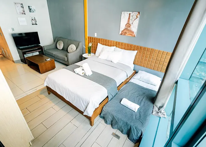 Cozi 1br Grand Hyatt Bgc Wifi Pool *